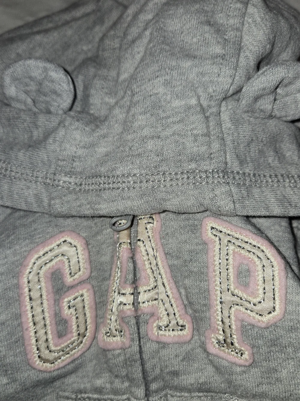 GAP light heather